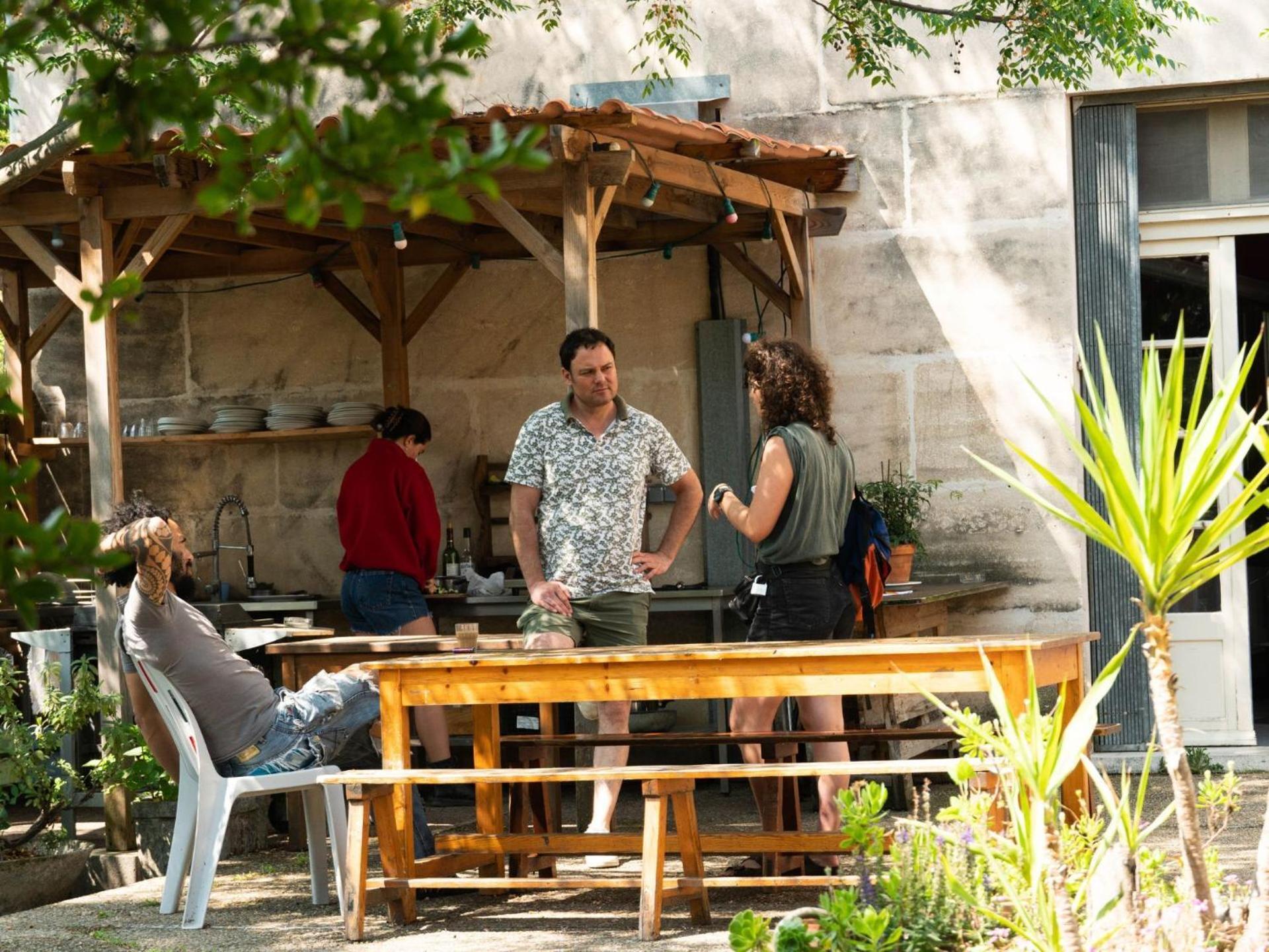 Auberge De Jeunesse Hi Arles Bagian luar foto